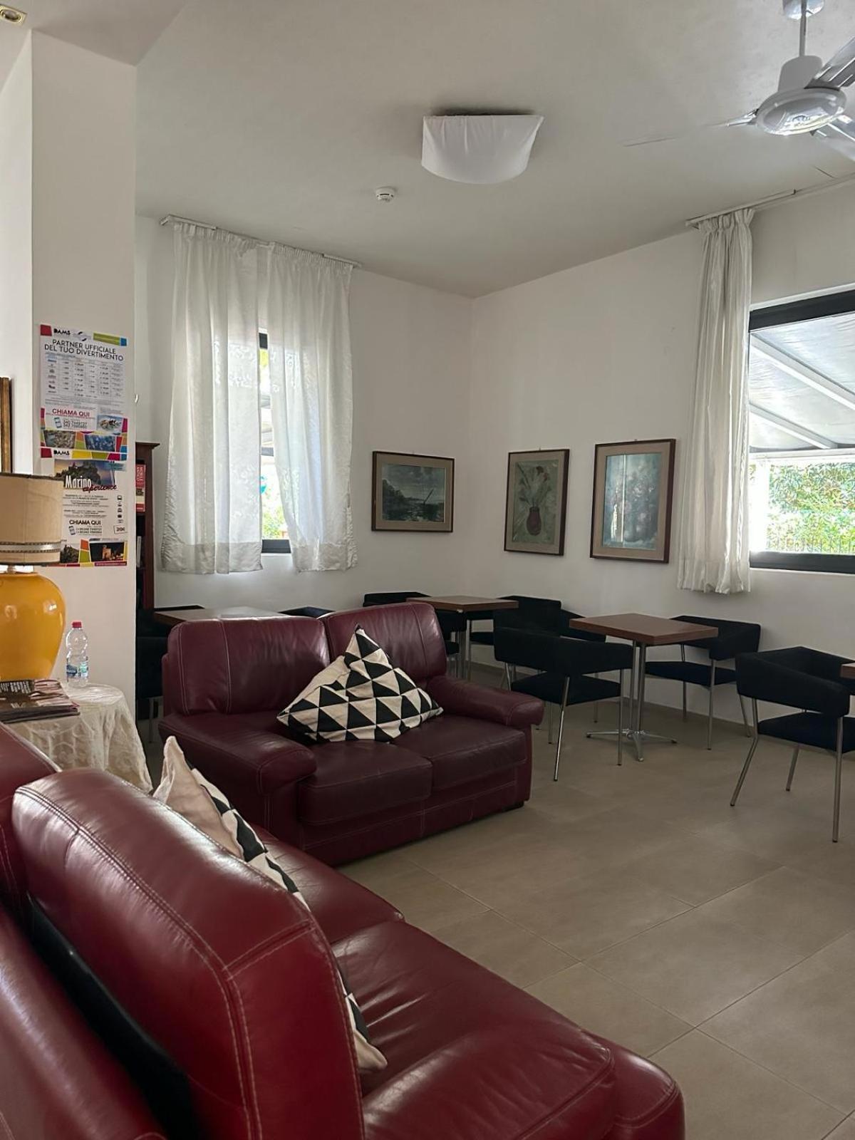 Hotel Carillon Bellaria-Igea Marina Bagian luar foto