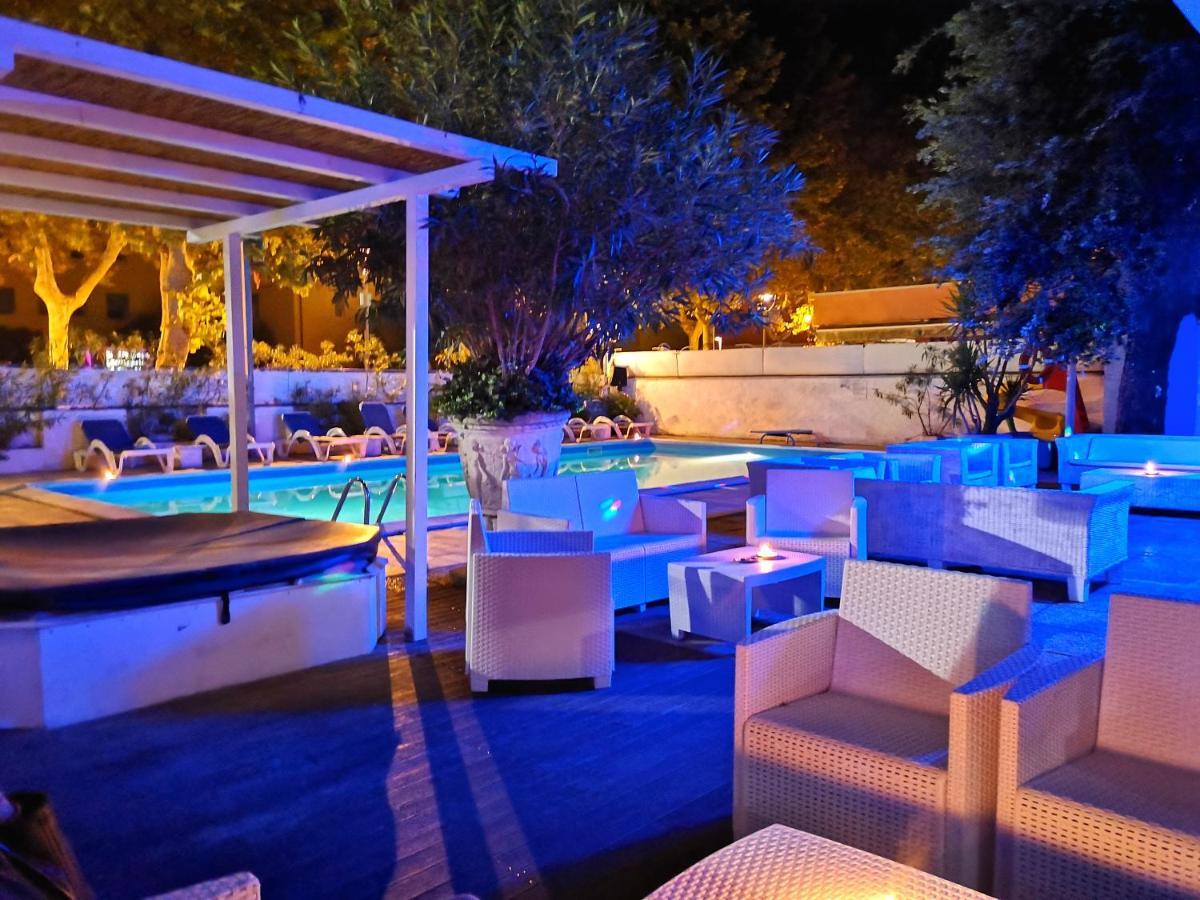 Hotel Carillon Bellaria-Igea Marina Bagian luar foto